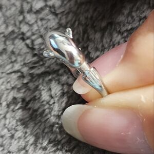 Silvertone Dolphin Toe Ring